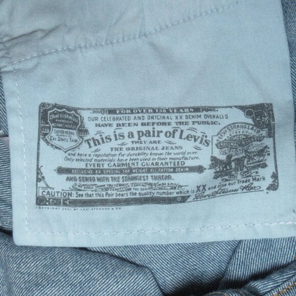 Vintage Levi’s 501 Original Fit Jeans | Size 38x38 - Picture 7 of 13